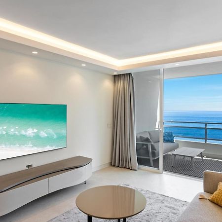 マルベーリャFully Renovated Frontline Flatアパートメント エクステリア 写真