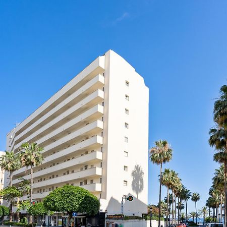 マルベーリャFully Renovated Frontline Flatアパートメント エクステリア 写真